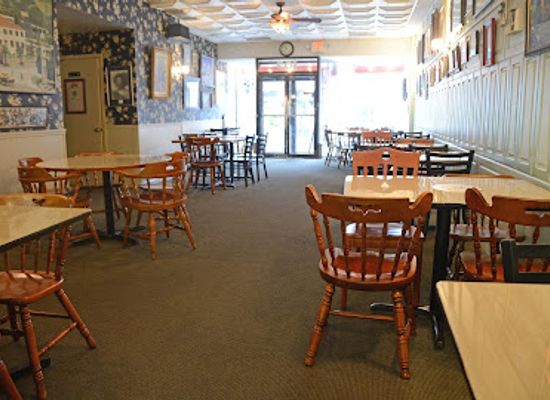 kentucky/owensboro/restaurant/the-famous-bistro