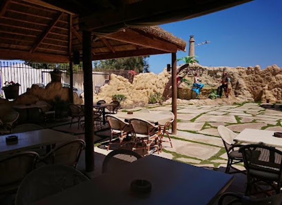 tunisia/the-dahar-mountains/restaurant/restaurant-le-pirate-monastir