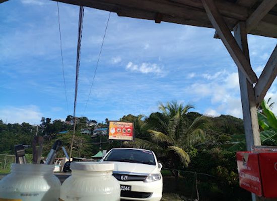 saint-lucia/anse-la-raye-quarter/restaurant/vee-s-bar-grill