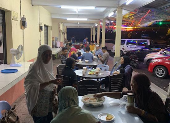 malaysia/ipoh/restaurant/muslim-chee-cheong-fan-tambun