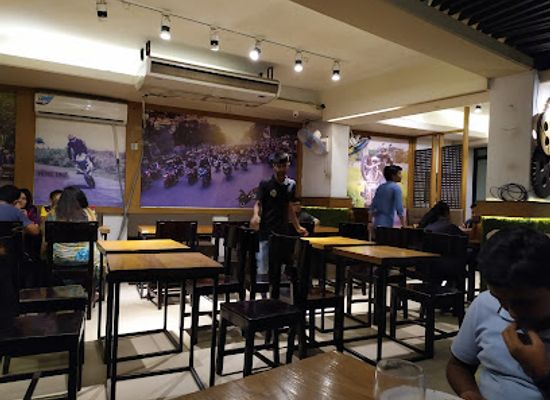 bangladesh/rajshahi/restaurant/the-hideout-cafe