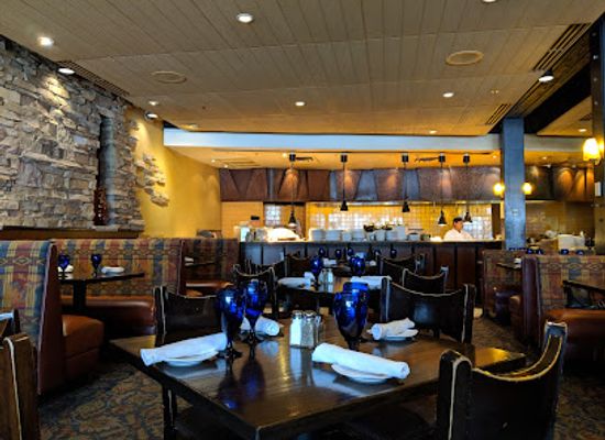 minnesota/saint-paul/west-seventh/restaurant/downtowner-woodfire-grill