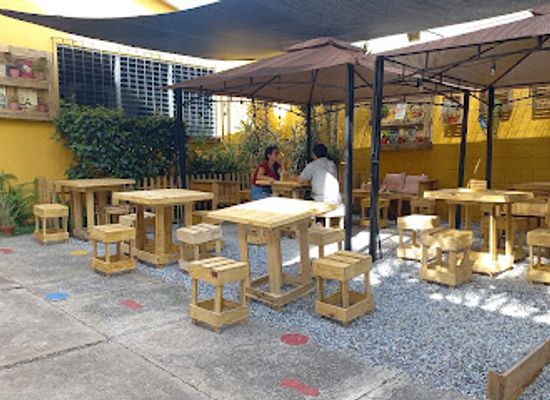 guatemala/pacific-lowlands/restaurant/baru