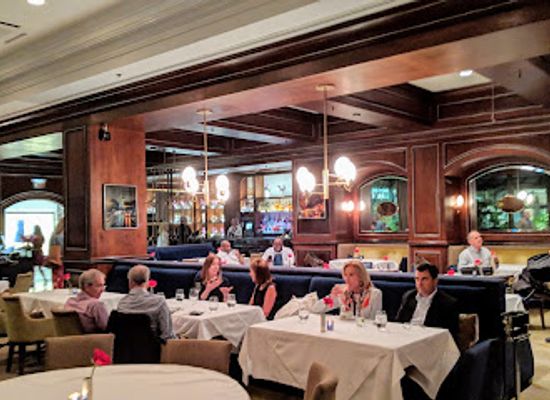 south-carolina/charleston/king-street-historic-district/restaurant/charleston-grill