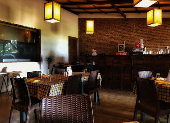 sri-lanka/negombo/restaurant/the-coco-beach-pizza-da-emma