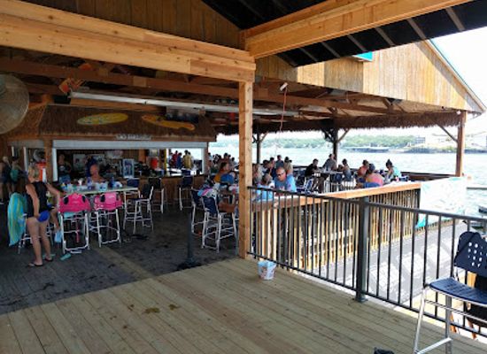 missouri/lake-of-the-ozarks/restaurant/dog-days-bar-and-grill