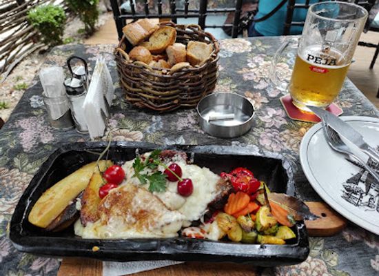 kosovo/vushtrri/restaurant/restaurant-koha