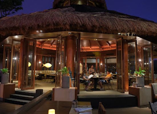 philippines/boracay/restaurant/rima-mediterranean-treetop-dining