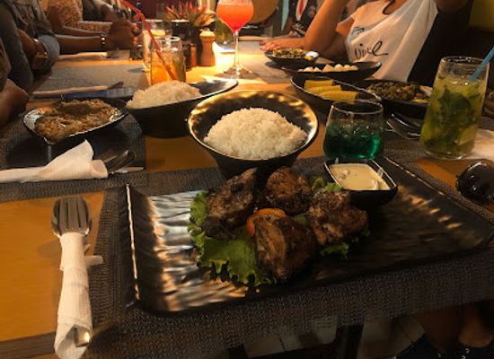 gabon/lope-national-park/restaurant/the-good-table