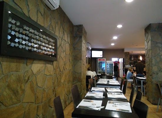 portugal/vila-real/restaurant/ze-come