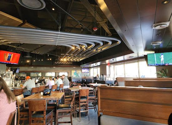 california/fresno/restaurant/yard-house
