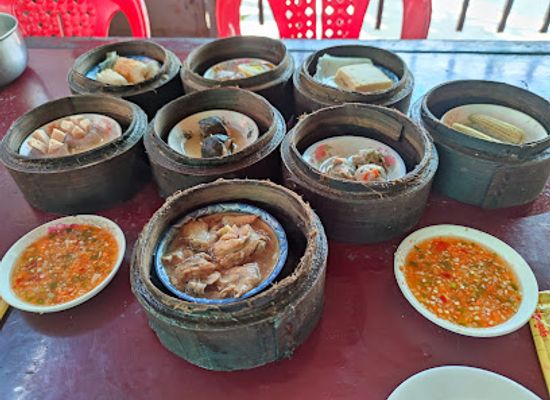 myanmar-burma/pyay/restaurant/family-dim-sum-tea-food-center