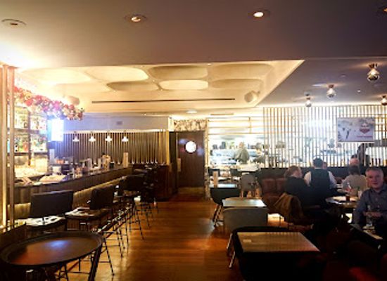 france/paris/champs-elysees/restaurant/restaurant-le-drugstore
