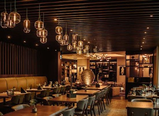 switzerland/zurich/restaurant/restaurant-acasa-bar-zurich-oerlikon