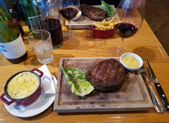 poland/kurpie/restaurant/butchery-wine