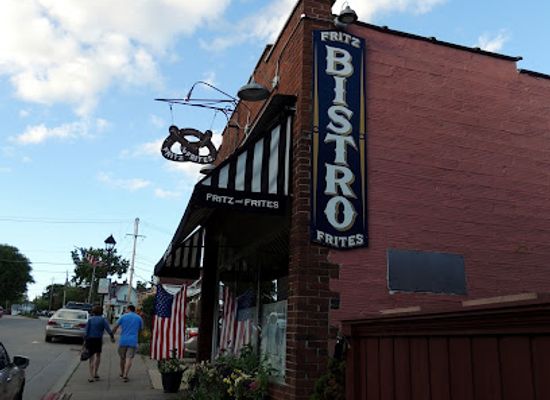 illinois/galena-historic-district/restaurant/fritz-frites-bistro