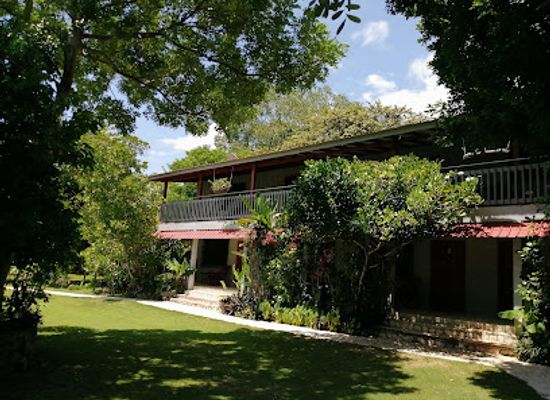 guatemala/tikal/restaurant/hotel-y-restaurante-la-casa-de-don-david