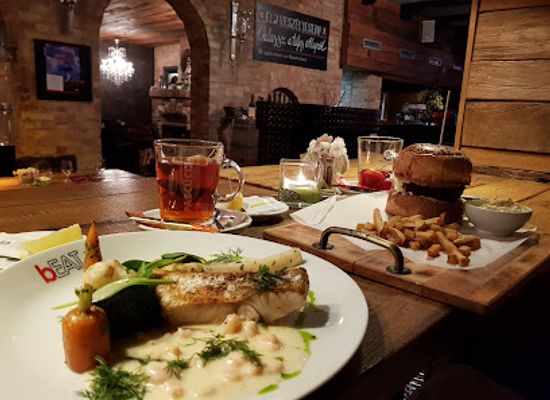 hungary/szekesfehervar/restaurant/beat