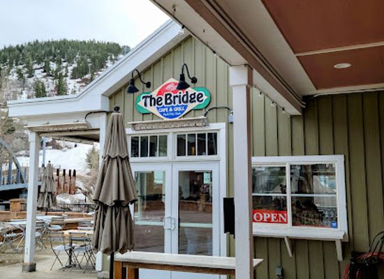 utah/park-city/restaurant/the-bridge-cafe-and-grill