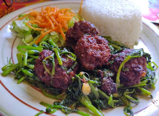 madagascar/diego-suarez/restaurant/restaurant-le-raphia