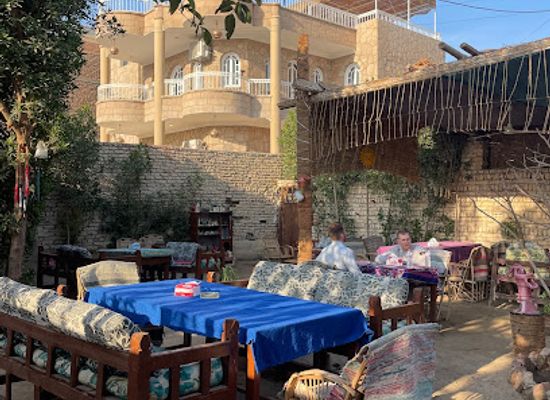 egypt/luxor/restaurant/nubian-house