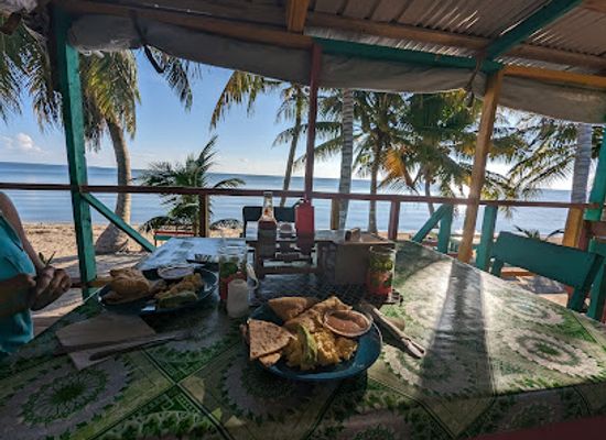 belize/maya-mountains/restaurant/j-j-cool-spot