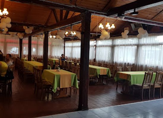 hungary/zalaegerszeg/restaurant/vandor-vigado