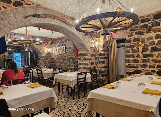 italy/catania/borgo-sanzio/restaurant/la-caverna-del-borgo