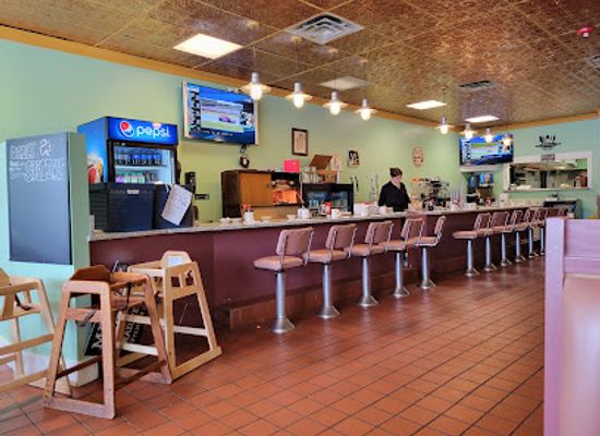 massachusetts/franklin-county/restaurant/happy-hatter-diner