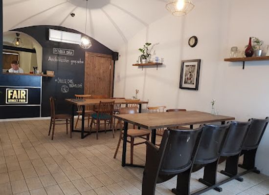 slovakia/trencin/restaurant/fair-street-food