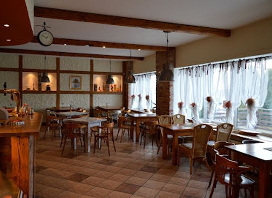 latvia/talsi/restaurant/bine