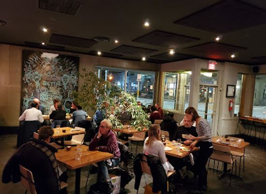 canada/winnipeg/restaurant/deer-almond