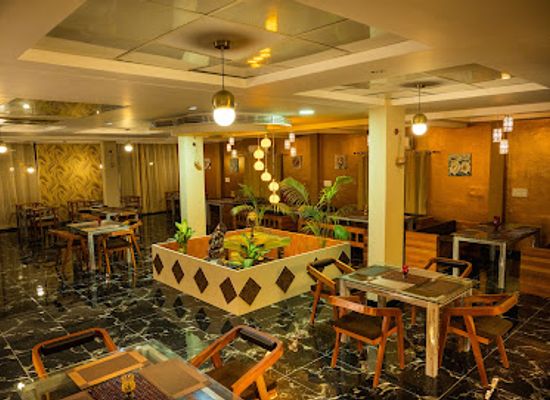 india/mysore/restaurant/m2-eat-in-style-best-veg-restaurant-in-mysuru