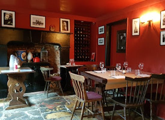 united-kingdom/the-cotswolds/restaurant/petit-coco-bistro