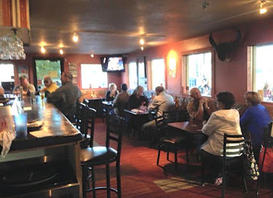 oregon/high-desert/restaurant/desert-inn-sports-bar-and-grill