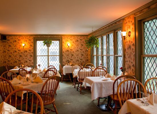 maine/hancock-county/restaurant/crocker-house-country-inn