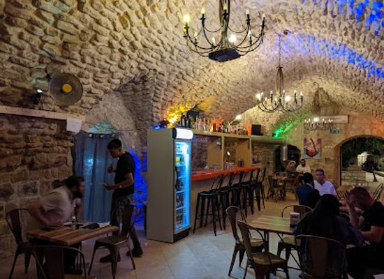 israel/safed/restaurant/zusha-bar