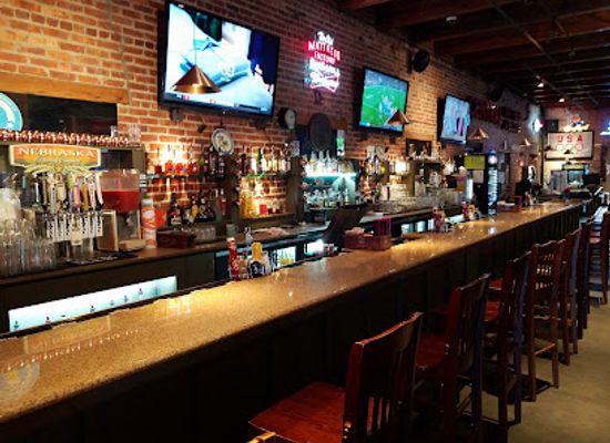 nebraska/omaha/restaurant/the-old-mattress-factory-bar-grill
