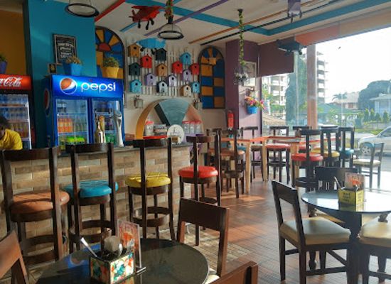 tanzania/dar-es-salaam/oyster-bay/restaurant/hoppipola