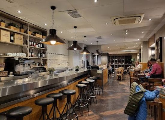 spain/madrid/chueca/restaurant/la-vinoteca