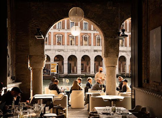 italy/venice/restaurant/venice-m-art