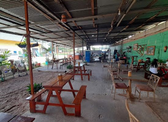 honduras/olancho-region/restaurant/rinconcito-del-guanaco