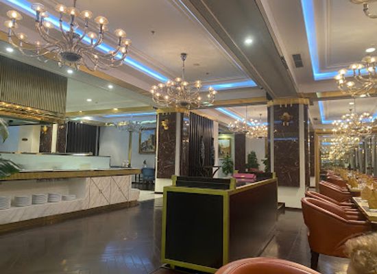 vietnam/ha-long-bay/restaurant/akoya