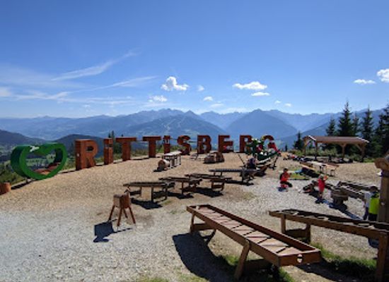austria/dachstein-mountains/restaurant/rittisstadl