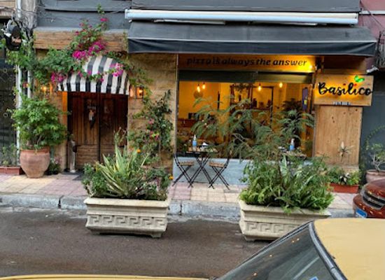 egypt/alexandria/restaurant/basilico-pizza