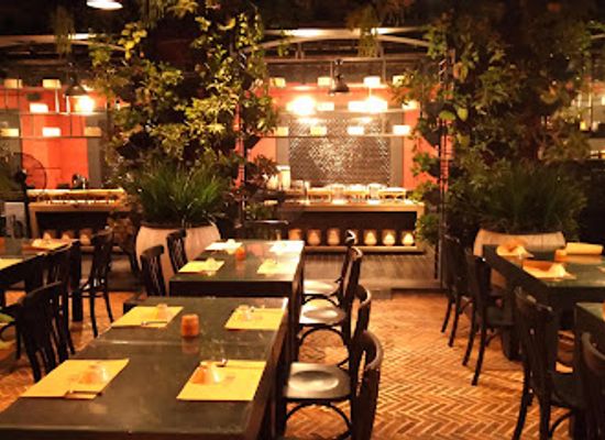 vietnam/ho-chi-minh-city/restaurant/ngon-restaurant