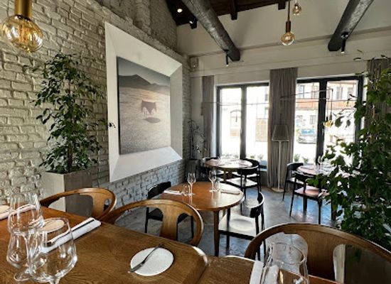 lithuania/kaunas/old-town-senamiestis/restaurant/numan
