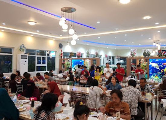 indonesia/makassar/restaurant/rumah-makan-seafood-losari
