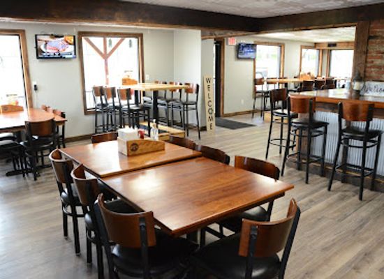 wisconsin/southwest-wisconsin/restaurant/pj-s-pub-hall