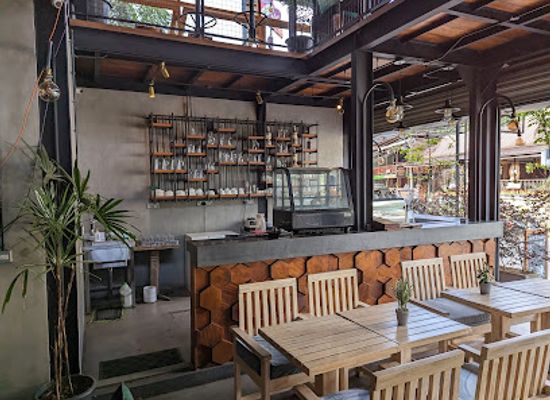 sri-lanka/moneragala-district/restaurant/the-barn-by-starbeans